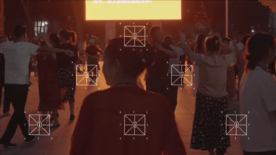 Please Dance Happily and Freely 欢乐地跳吧